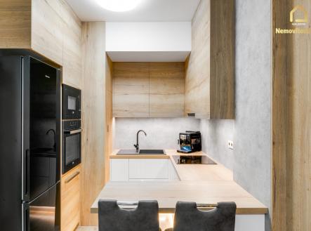 Pronájem bytu, 2+kk, 92 m²