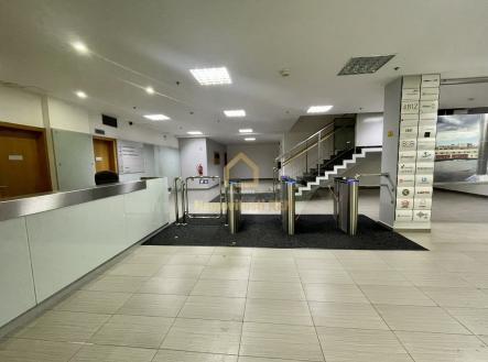 img-7039.jpg | Pronájem - kanceláře, 84 m²
