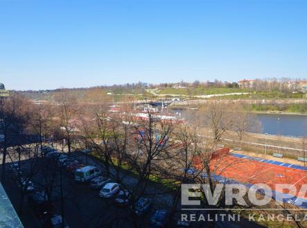 . | Prodej bytu, 4+kk, 100 m²