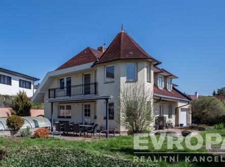 . | Prodej - dům/vila, 330 m²