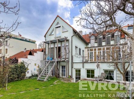 . | Prodej bytu, 3+kk, 90 m²