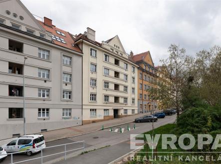 Pronájem bytu, 2+1, 56 m² obrázek