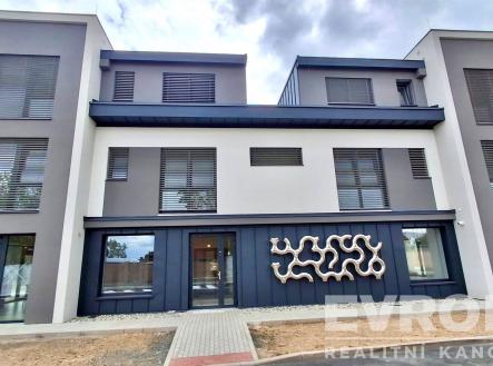 . | Prodej bytu, 2+kk, 69 m²