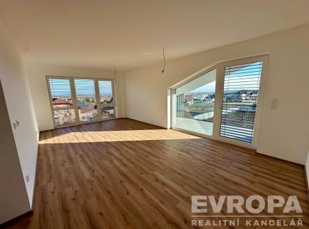 . | Prodej bytu, 2+kk, 69 m²