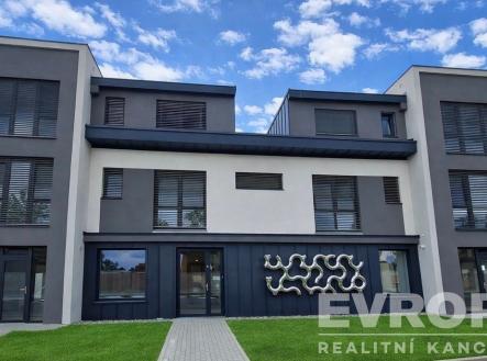 . | Prodej bytu, 2+kk, 69 m²