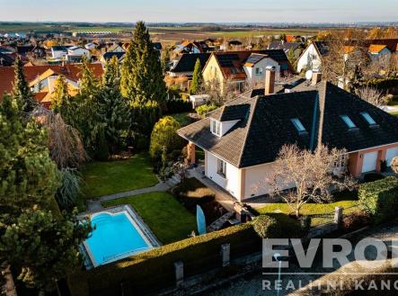 . | Prodej - dům/vila, 363 m²