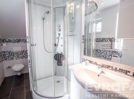 . | Prodej - dům/vila, 553 m²