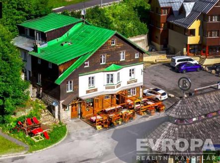 . | Prodej - dům/vila, 553 m²