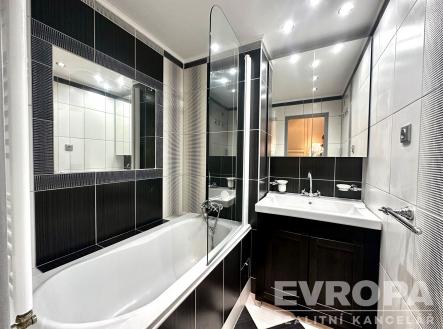 . | Pronájem bytu, 2+1, 54 m²