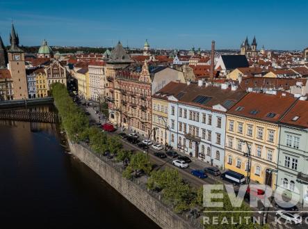 . | Prodej bytu, 2+kk, 77 m²