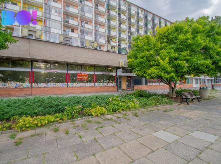 1-419.jpg | Prodej - obchodní prostor, 398 m²