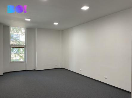 Pronájem - kanceláře, 106 m²