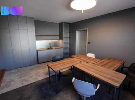 030-06.jpg | Pronájem - kanceláře, 43 m²
