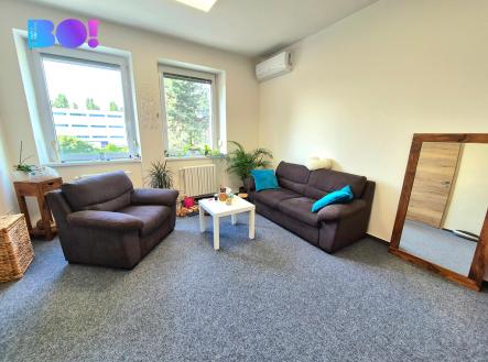 20250516-082247.jpg | Pronájem - kanceláře, 61 m²