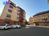 Prodej - obchodní prostor, 88 m²