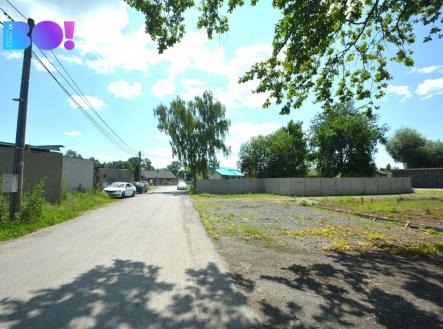 příjezdová obecní komunikace | Prodej - pozemek pro bydlení, 2 380 m²