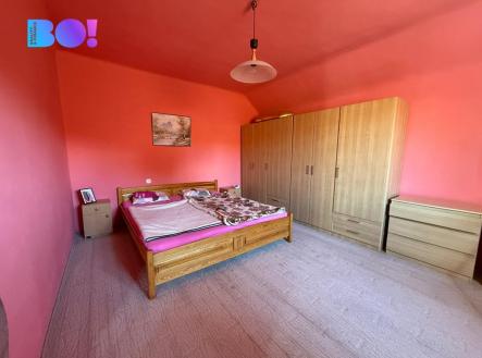 obrazek-whatsapp-2025-06-26-v-12.09.19-6da931ca.jpg | Prodej - dům/vila, 300 m²