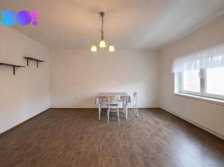 42fbd531-c0e6-4d49-94a0-313fa879f4fe.png | Prodej - dům/vila, 300 m²