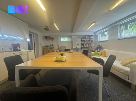 img-9729.jpeg | Pronájem - kanceláře, 43 m²