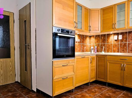 kuchyn-1-ok.jpg | Pronájem bytu, 1+1, 42 m²