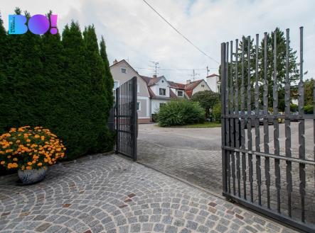 nz6-8909-cc21-srgb-kopie.jpg | Prodej - dům/vila, 180 m²