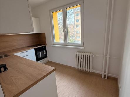 whatsapp-image-2026-03-04-at-14.50.55-1.jpeg | Pronájem bytu, 2+1, 54 m²