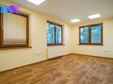 dsc01764-hdr.jpg | Pronájem - kanceláře, 162 m²