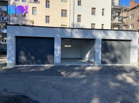 5e93e9b8-f45b-4d61-b77f-670626e5a966.jpg | Pronájem - malý objekt/garáž