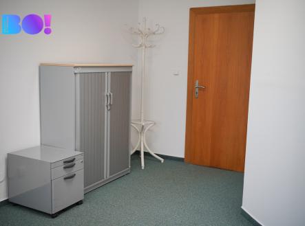 dsc00405.jpeg | Pronájem - kanceláře, 17 m²