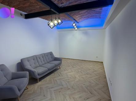 img-3157.jpg | Pronájem - obchodní prostor, 12 m²