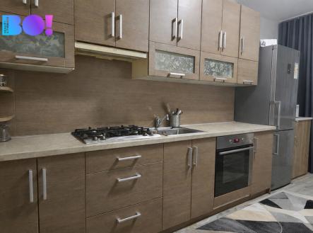 kuchyn-od-dveri.png | Prodej bytu, 2+1, 55 m²