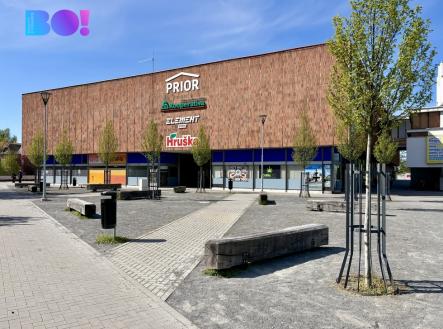 Pronájem - obchodní prostor, 428 m² obrázek