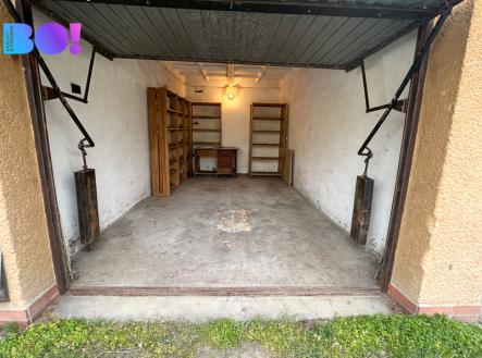 62ac2ed8-c5cc-471f-9485-cf6763685c51.png | Prodej - malý objekt/garáž