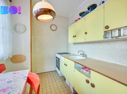 hdr-kuchyn-b.jpg | Prodej bytu, 3+1, 72 m²