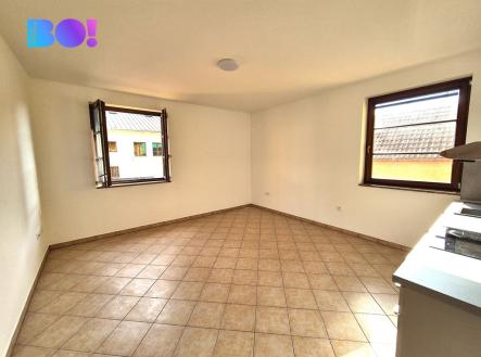 Pronájem bytu, 1+kk, 430 m²