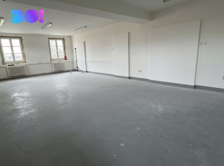 replicate-prediction-trwszxewp1rmy0cxe8ksbwprt8.png | Pronájem - kanceláře, 58 m²