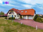 Prodej - dům/vila, 225 m²
