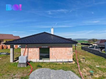 dji-20260422105919-0822-d.jpg | Prodej - dům/vila, 158 m²