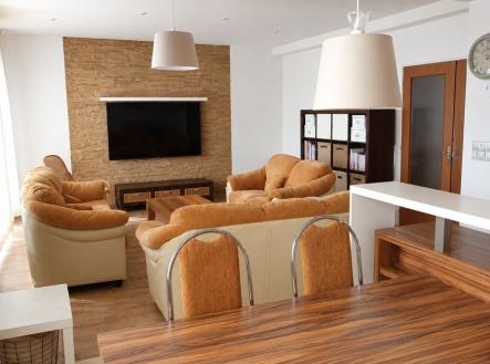 obyvaci-pokoj.jpeg | Prodej - dům/vila, 270 m²