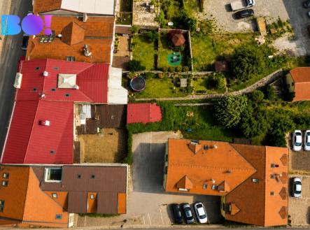 2.jpg | Prodej - nájemní dům, 260 m²