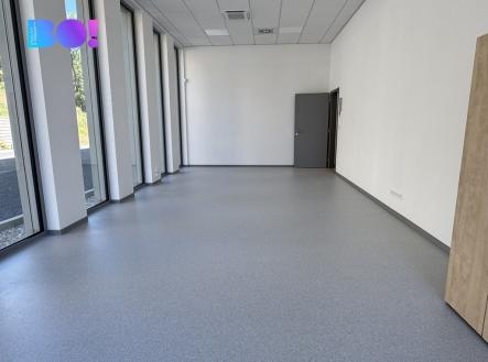 img-3006.jpeg | Pronájem - kanceláře, 37 m²