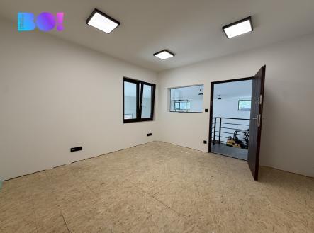 img-2904.jpeg | Pronájem - skladovací prostor, 230 m²