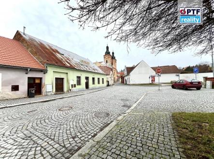 4 prodej dům nebytový prostor restuarace Nepomuk Plzeň-jih realitní kancelář RK PTF reality ob | Prodej - obchodní prostor, 180 m²