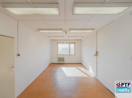 4 Pronájem výrobních prostor tiché dílny sklad Karlovy Vary Bohatice Jáchymovská realitní kancelář R | Pronájem - komerční objekt, výroba, 50 m²