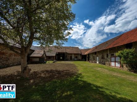 David Choc realitní agent ve vašich službách PTF reality R6PF5537 | Prodej - komerční objekt, výroba, 290 m²