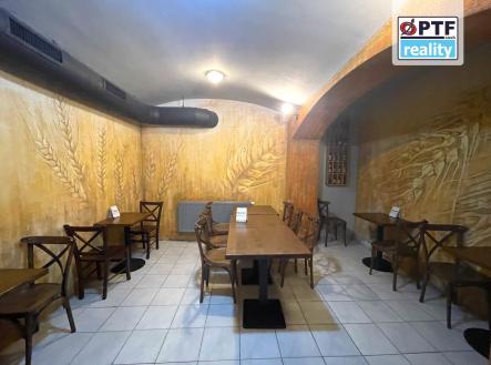 Pronájem - restaurace, 102 m²