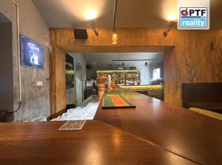 Pronájem - restaurace, 102 m²