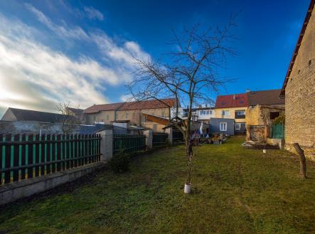 R6PF0178 | Prodej - nájemní dům, 267 m²