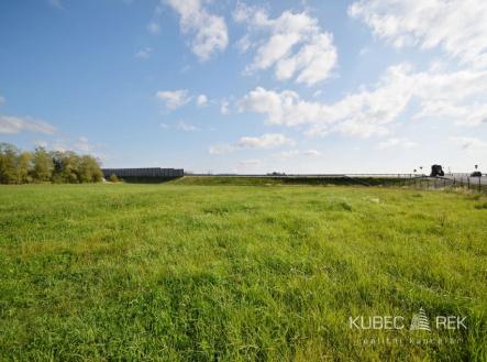 dsc-3414.jpg | Pronájem - pozemek pro komerční výstavbu, 3 436 m²