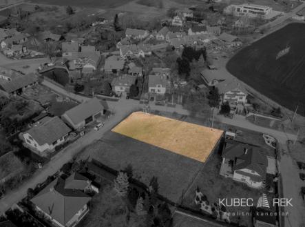 dsc-10-bw.png | Prodej - pozemek pro bydlení, 1 027 m²